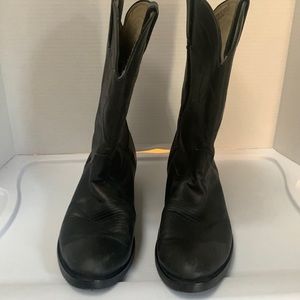Black leather men’s cowboy boots 10.5 D